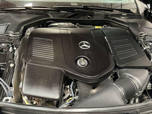 Used 2025 Mercedes-Benz C 300 Sedan image 26