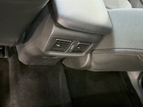 Used 2025 Toyota RAV4 LE image 28