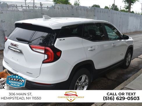 Used 2024 GMC Terrain SLE AWD/4WD image 5