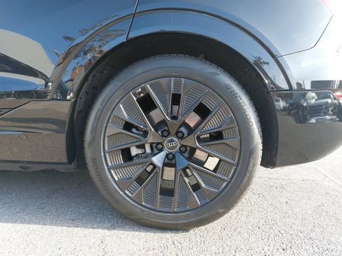 Used 2024 Audi Q8 e-tron Premium Plus w/ Prestige Package AWD/4WD image 37