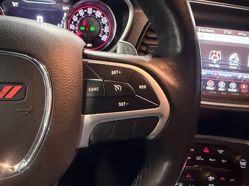 Used 2018 Dodge Challenger GT image 34