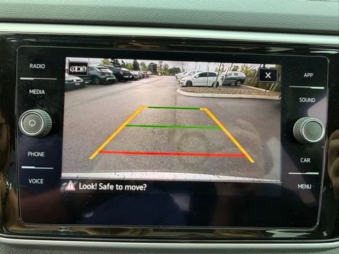 Used 2022 Volkswagen Atlas SE image 17