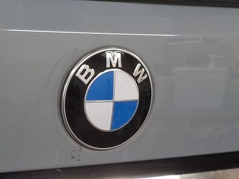 Certified 2024 BMW X7 xDrive40i w/ M Sport Package image 29