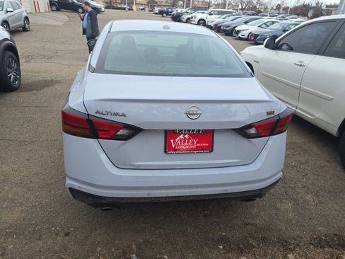 Certified 2023 Nissan Altima 2.5 SR image 5