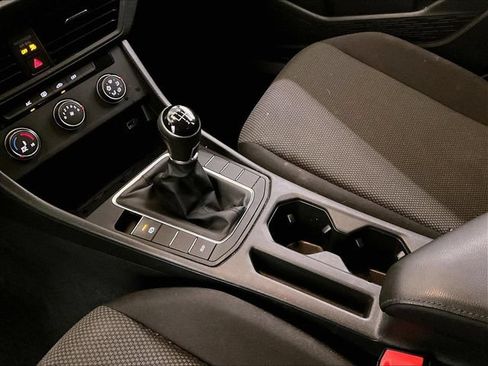 Used 2019 Volkswagen Jetta S FWD image 16