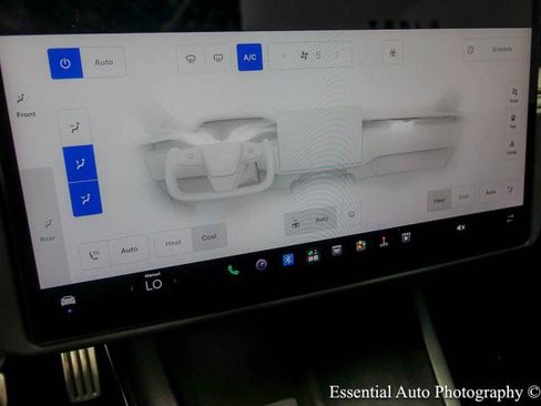 Used 2022 Tesla Model S AWD/4WD image 34