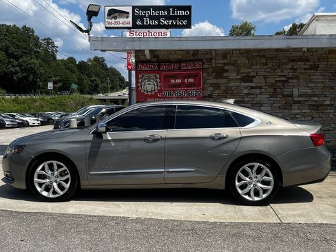 Used 2019 Chevrolet Impala Premier FWD image 3