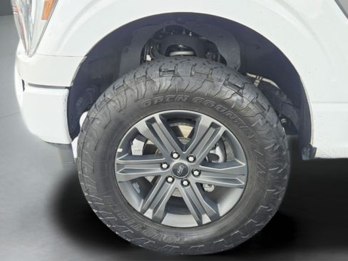 Used 2023 Ford F150 Lariat w/ Equipment Group 502A High AWD/4WD image 34