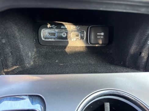 Used 2021 Jeep Grand Cherokee Limited w/ Sun & Sound Group AWD/4WD image 23