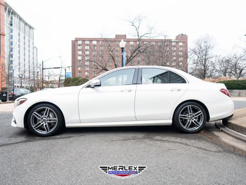 Used 2018 Mercedes-Benz E 300 300 image 4