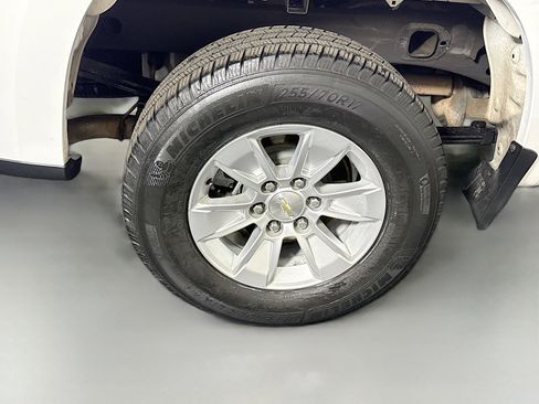 Used 2019 Chevrolet Silverado 1500 LT w/ All-Star Edition image 32