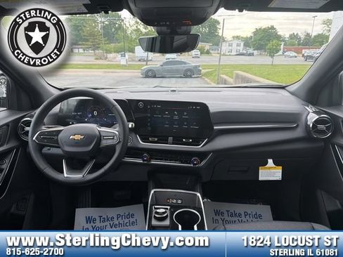 New 2026 Chevrolet Equinox LT w/ Convenience Package II FWD image 9
