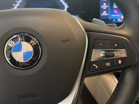 Used 2023 BMW 330i xDrive 330i xDrive w/ Driving Assistance Package image 36