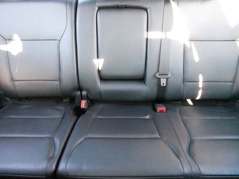 Used 2022 Ford F150 Lariat w/ Max Trailer Tow Package image 13