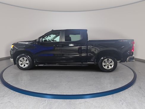 Used 2023 Chevrolet Silverado 1500 LT AWD/4WD image 8