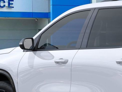 New 2026 Chevrolet Traverse RS image 12