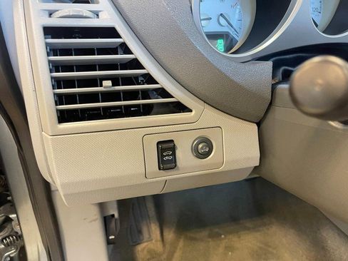 Used 2008 Chrysler Sebring Touring w/ Special Touring Group image 15