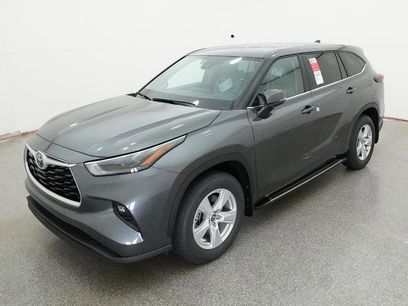 New 2025 Toyota Highlander LE