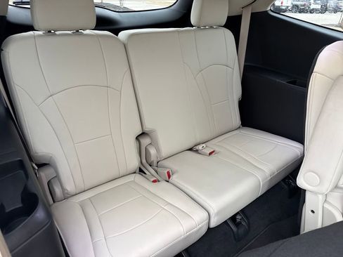 Used 2023 Buick Enclave Essence w/ Experience Buick Package image 14