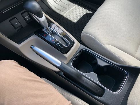 Used 2013 Honda Civic EX image 22