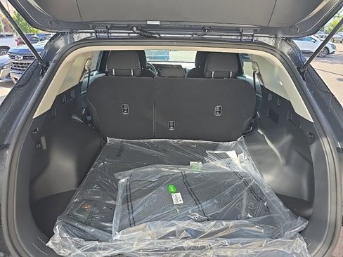 New 2025 Kia Sportage LX image 13