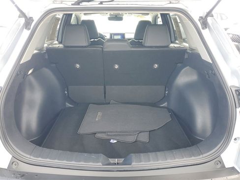 Certified 2023 Toyota Corolla Cross XLE image 8