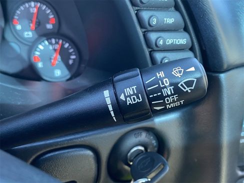 Used 2004 Chevrolet Corvette Coupe w/ Roof Package image 26