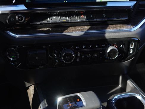 New 2026 Chevrolet Silverado 1500 LT Trail Boss w/ Convenience Package II AWD/4WD image 23