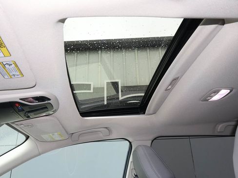 Used 2025 Subaru Outback Limited XT image 8