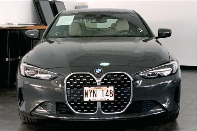 Used 2024 BMW 430i Coupe w/ Premium Package RWD image 3