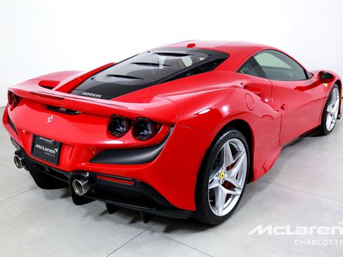 Used 2020 Ferrari F8 Tributo RWD image 8