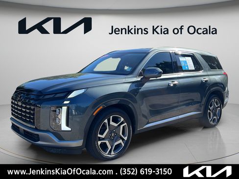 Used 2023 Hyundai Palisade Limited FWD image 7