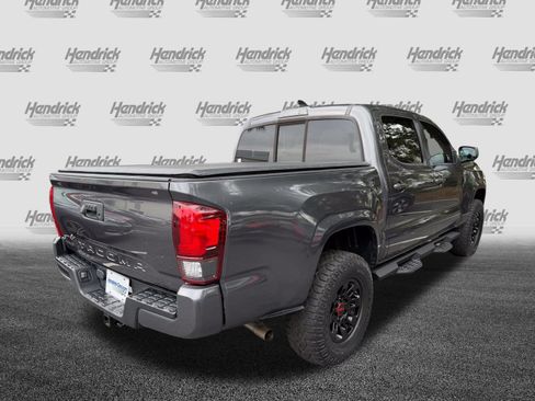 Used 2020 Toyota Tacoma SR w/ SR Convenience Package RWD image 9