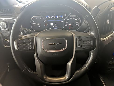 Used 2023 GMC Sierra 3500 Denali w/ Denali Ultimate Package image 21