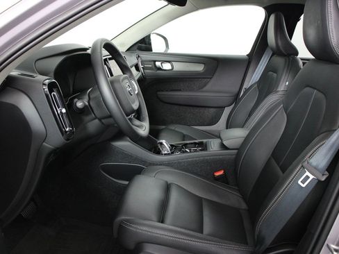 Certified 2026 Volvo XC40 B5 Ultra w/ Climate Package AWD/4WD image 31