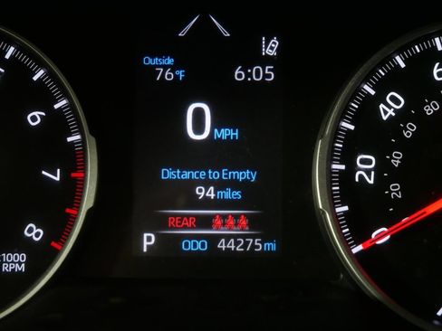 Used 2020 Toyota RAV4 LE w/ All Weather Liner Package AWD/4WD image 27