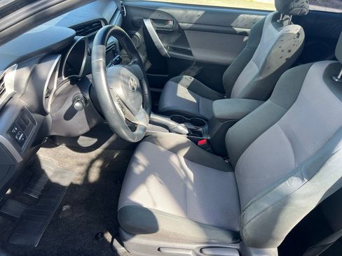 Used 2014 Scion tC image 13