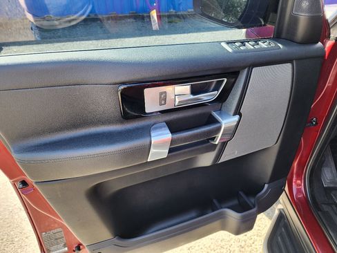 Used 2016 Land Rover LR4 HSE image 10
