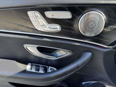 Used 2022 Mercedes-Benz E 350 4MATIC Sedan image 18