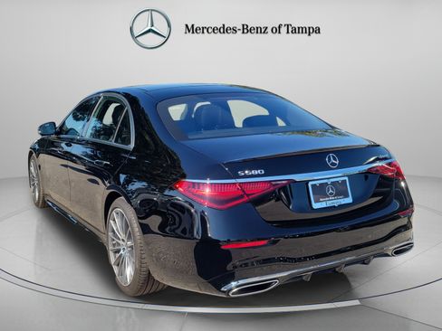 Used 2025 Mercedes-Benz S 580 4MATIC Sedan image 3