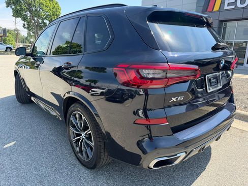 Used 2019 BMW X5 xDrive40i w/ M Sport Package AWD/4WD image 3