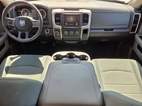 Certified 2019 RAM 1500 Classic SLT RWD image 17