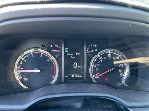 Used 2024 Toyota 4Runner TRD Off-Road Premium w/ Moonroof Package AWD/4WD image 8