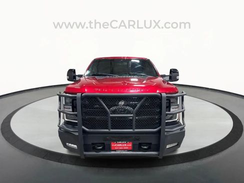 Used 2022 Ford F350 Lariat w/ Black Appearance Package image 2