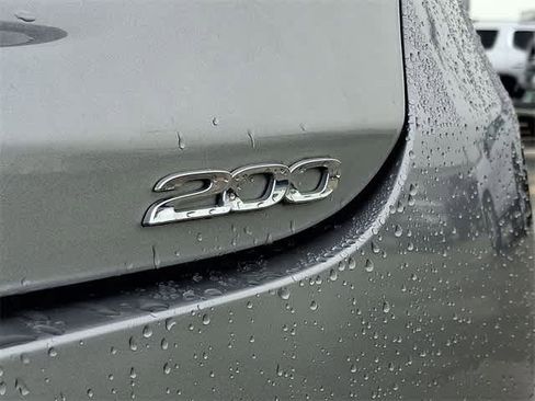 Used 2016 Chrysler 200 Limited image 35