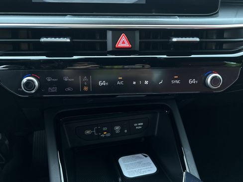 New 2026 Kia K5 GT-Line w/ GT-Line Premium Package AWD/4WD image 33