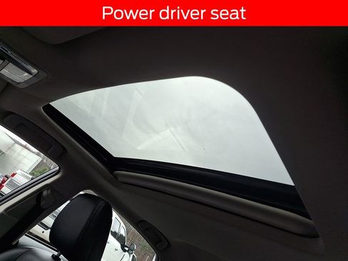 Used 2015 Toyota Avalon XLE image 14