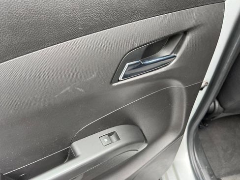 Used 2014 Chevrolet Sonic LT w/ Fun and Sun Package image 12