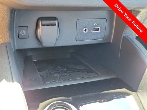Used 2025 Nissan Versa SV w/ Trunk Package FWD image 14