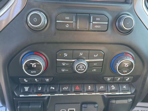 Used 2022 Chevrolet Silverado 2500 High Country w/ Z71 Off-Road Package image 25